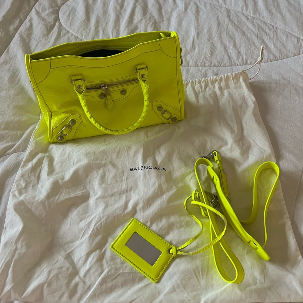 Neon yellow Balenciaga city bag looks brand new